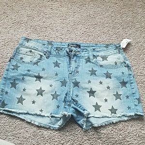 Black Star denim shorts
